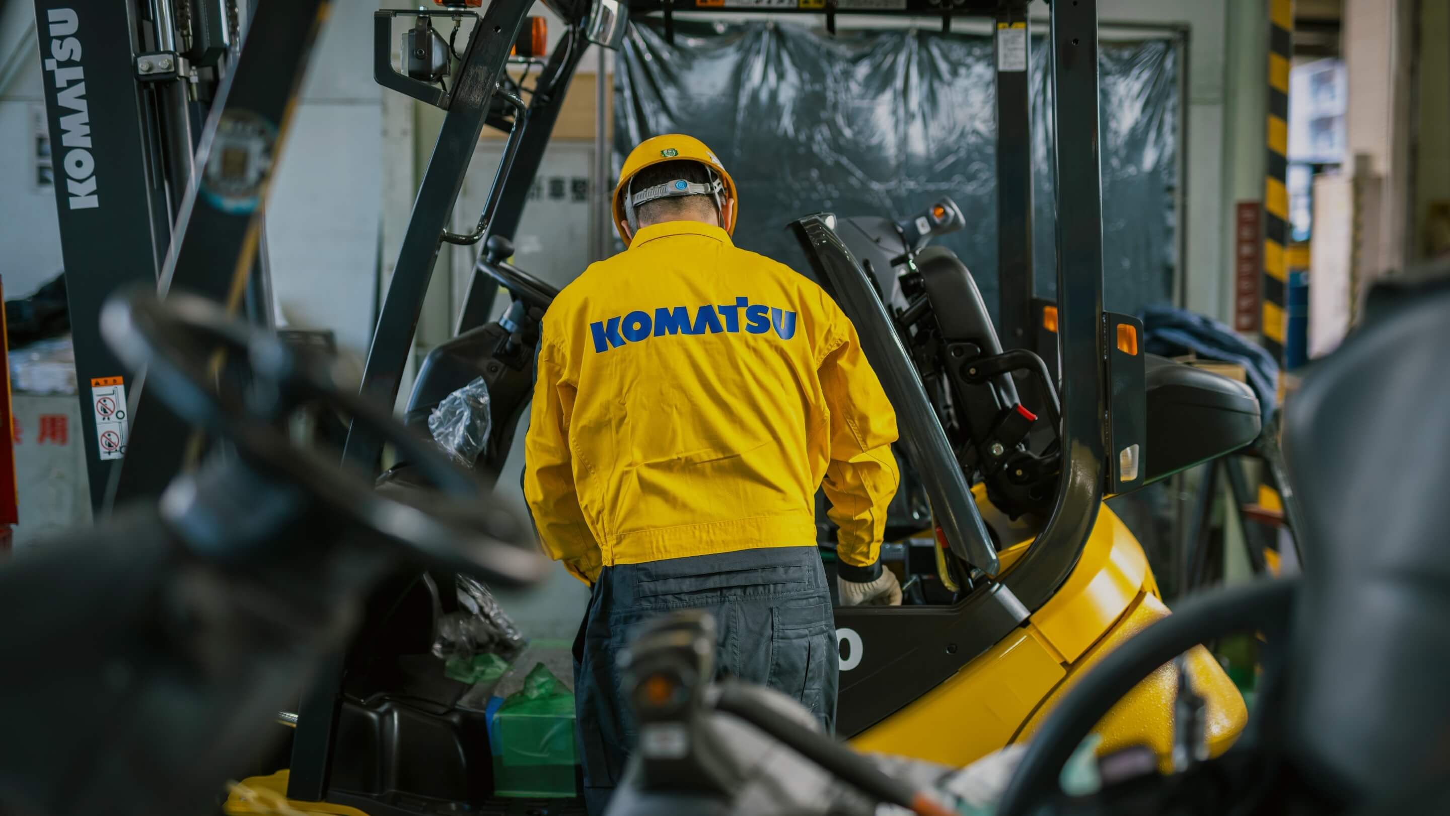 サービスエンジニアの仕事姿